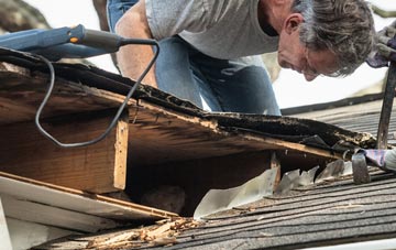common causes of Yarpole fascia damage